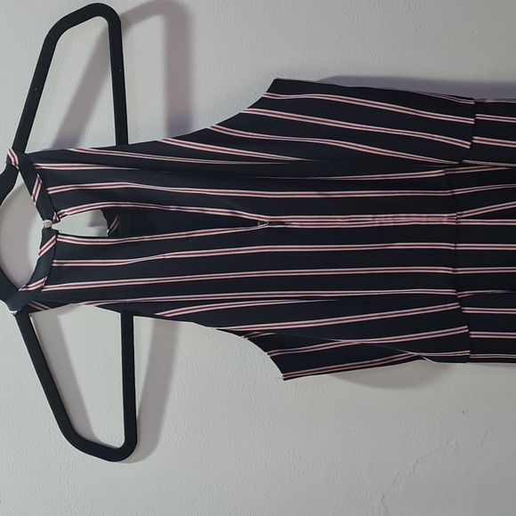 ✨TOMMY HILFIGER JUMPSUIT✨ - Picture 16 of 17